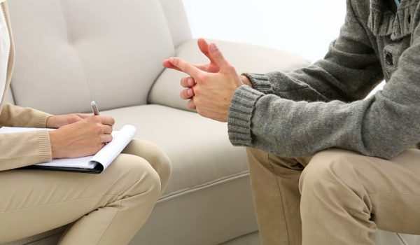counsellor-and-patient counsellor-and-patient